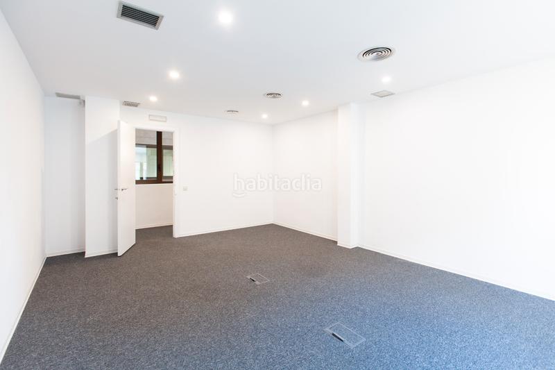 Foto fa5e4e0f-b200-4df6-9132-9bf6aeb91c4d. Rent office space in plaça de catalunya 21 in Gòtic Barcelona