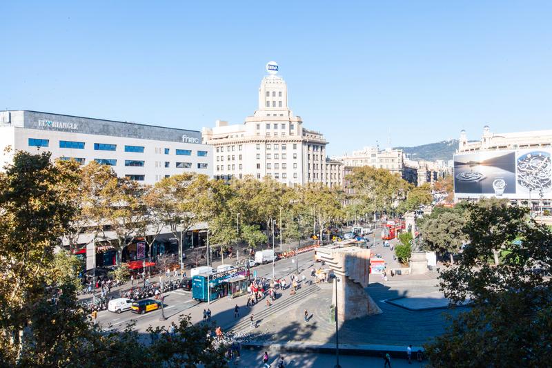 Foto 77511695-9021-4e46-9561-582792e9828c. Lloguer oficina a plaça de catalunya 21 a Gòtic Barcelona