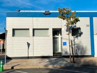 Bâtiment à usage industriel à Zona Franca - Port. Nave en mercabarna