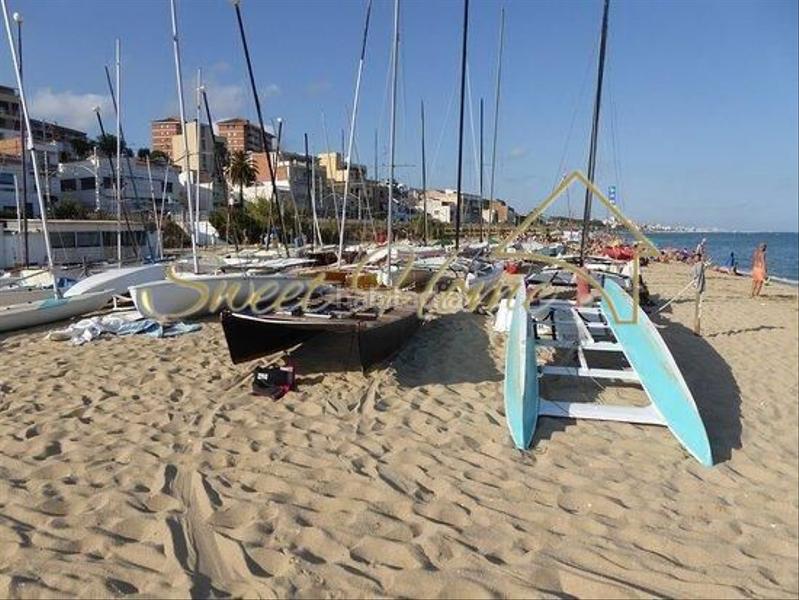 Foto 81e7fff3-9f22-481b-9e0d-3b48e1d62386. Geschäftsraum in Montgat