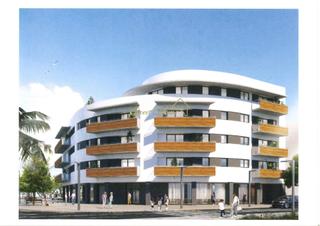 Geschäftsraum in Montgat. Local comercial 142 m2    primera linea de mar