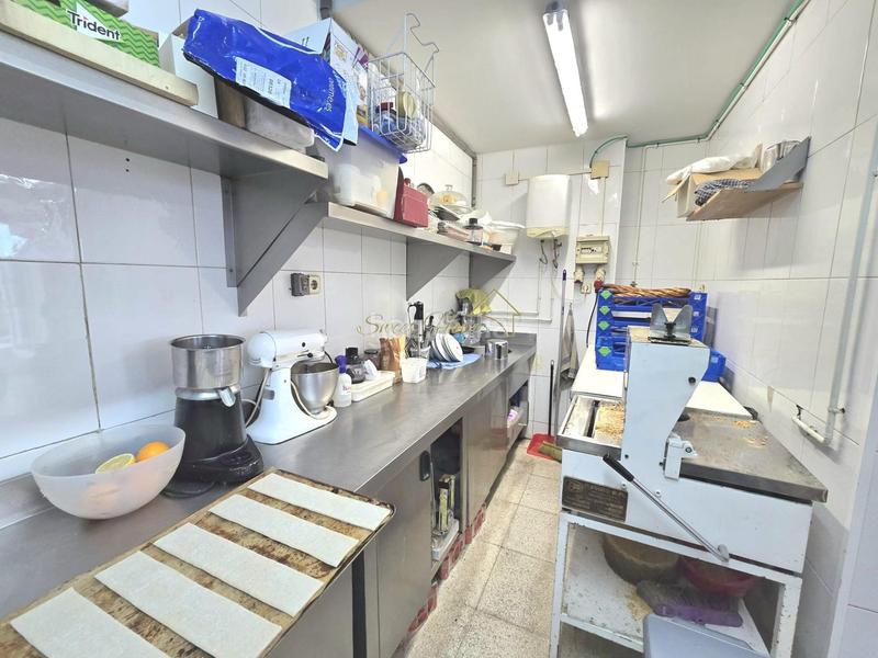 Foto ca8e55ab-df22-490b-921a-59f92126a904. Affitto locale commerciale in Centre Masnou (El)