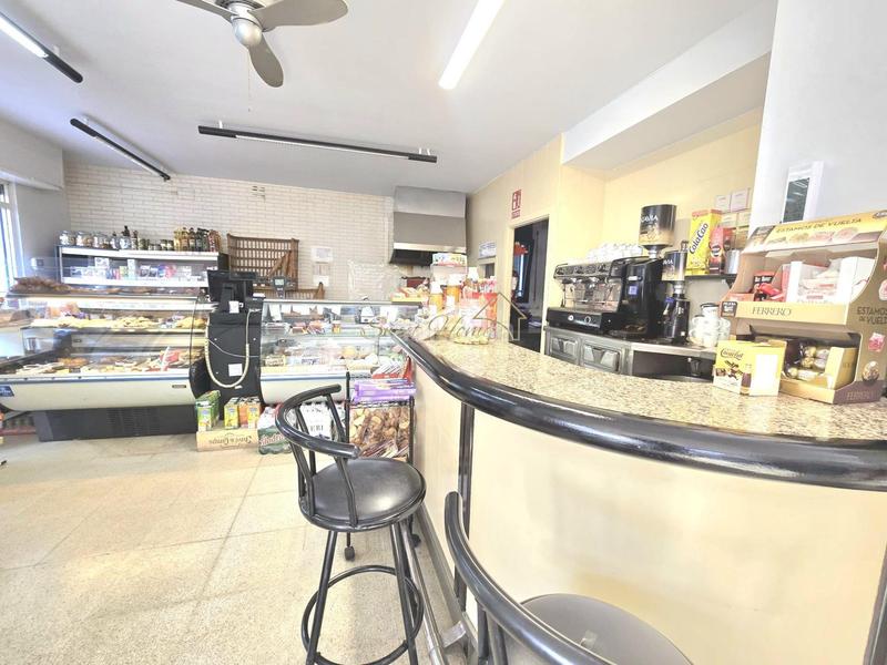 Foto 19167f07-1ded-4e1f-ae96-b79f860bbe80. Location local commercial dans Centre Masnou (El)