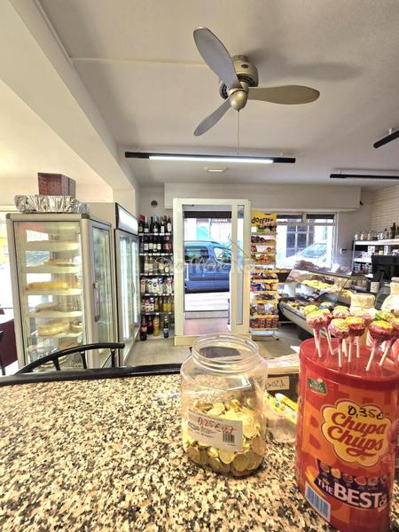 Foto 4239ab79-2305-4753-97c6-d0aab078e49d. Location local commercial dans Centre Masnou (El)