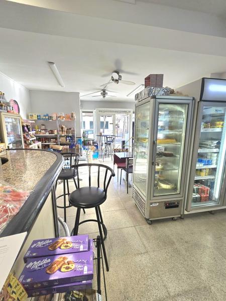 Foto 749dffc4-c589-45cd-9a98-402ec7cd9383. Location local commercial dans Centre Masnou (El)