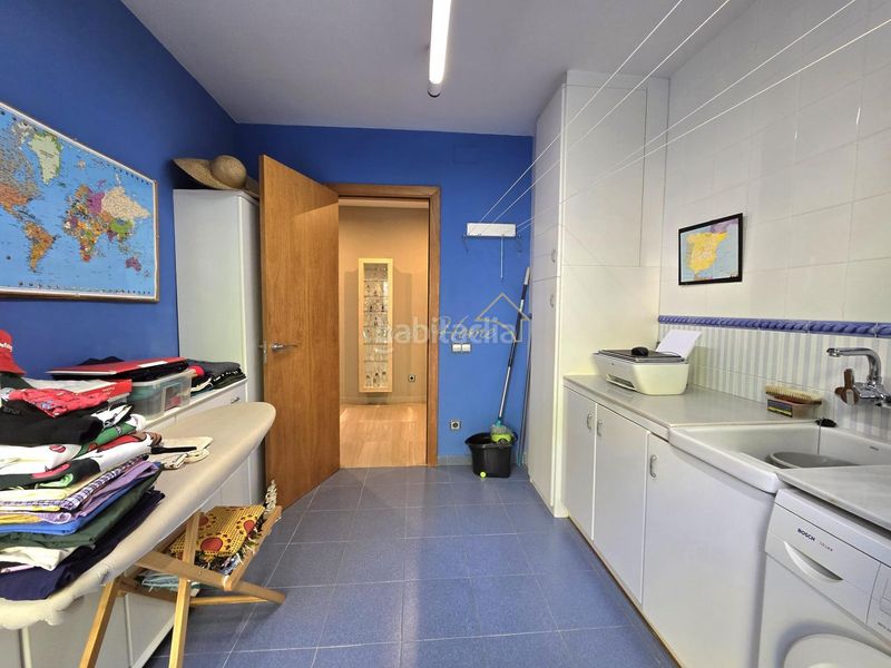 Foto 0a2da17a-78ae-4a5b-b6b9-85191516a3cb. Casa amb calefacció aparcament piscina a Teià