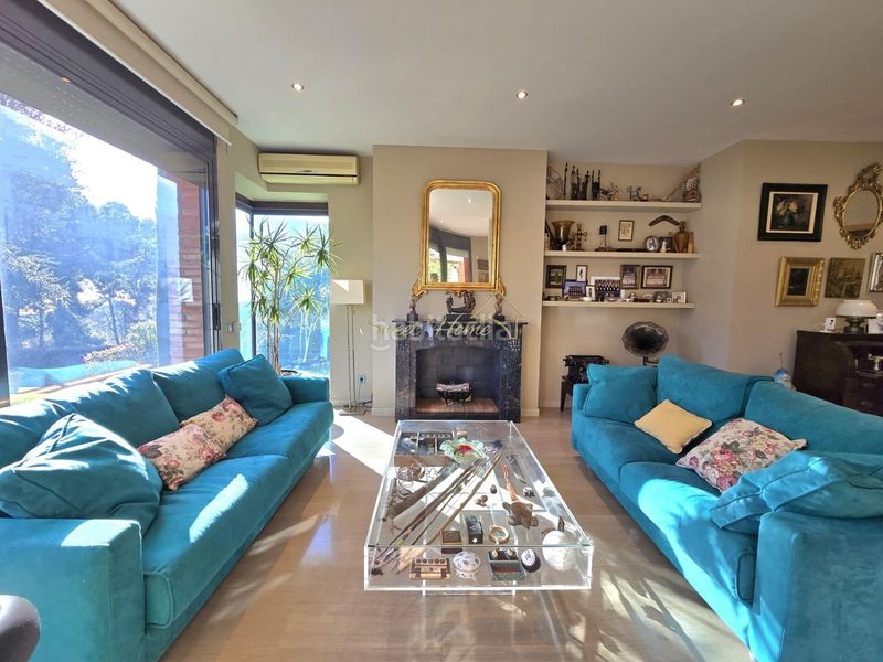 Foto 97771b2b-336d-42d8-81ab-1da95335263e. Casa amb calefacció aparcament piscina a Teià