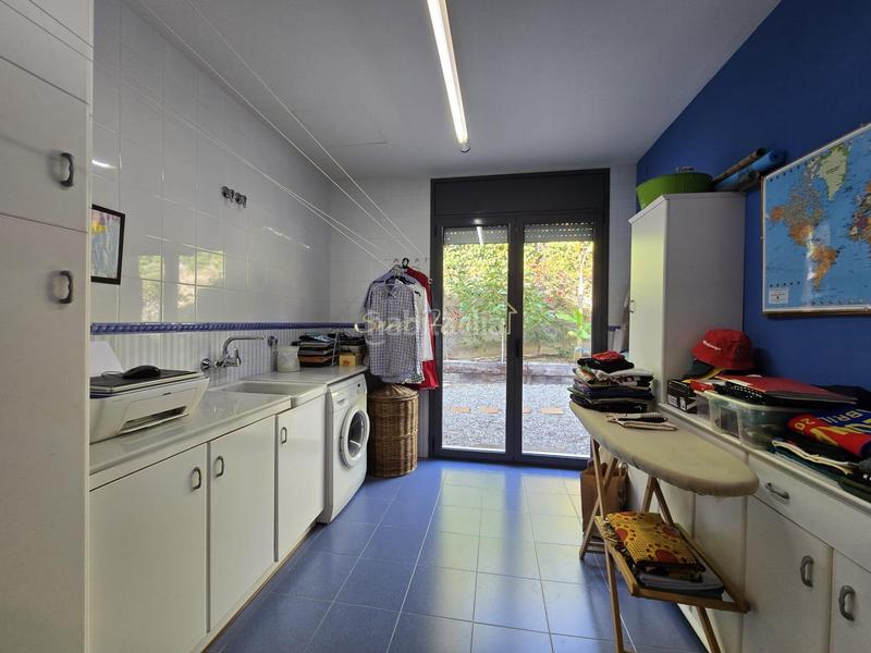 Foto b6f0f950-78cd-45bd-bf95-7341b2c67ec4. Casa  chalet exclusiva y privada, en Teià