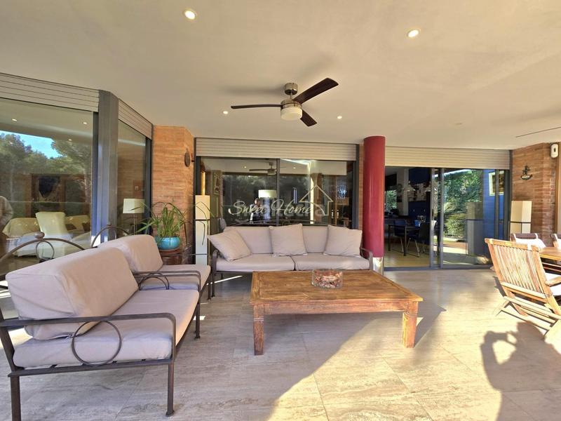 Foto eb5c5ceb-d813-4562-8390-c4c961810f9b. Maison avec chauffage parking piscine dans Teià