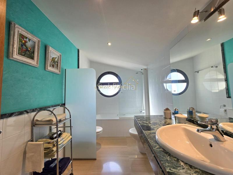 Foto feca6616-64ee-4870-8bd0-4be290b55c93. Maison avec chauffage parking piscine dans Teià