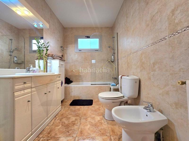 Foto 48122df7-01ff-4b3d-8cad-230bdddbc003. Casa amb calefacció a Centre-Nucli Antic Premià de Mar