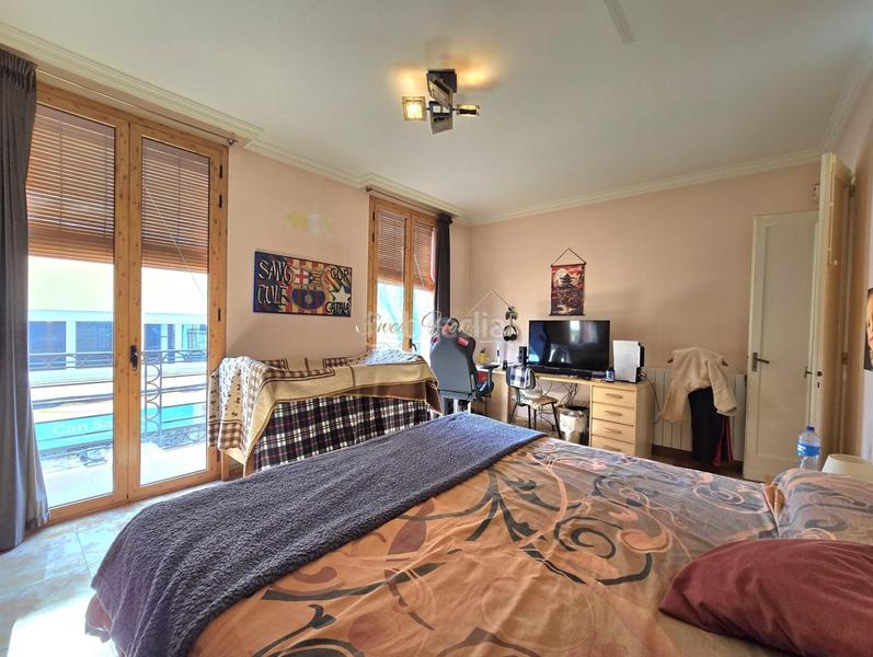 Foto a8f25453-3b7a-4c99-b62f-c59a7c3d032b. Casa amb calefacció a Centre-Nucli Antic Premià de Mar