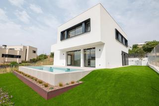 Haus in Teià. Exclusiva villa con piscina privada