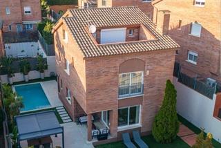 Casa in Califòrnia-Santa Madrona. Casa de ensueño a 4 vientos