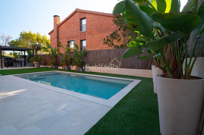 Foto a8afde29-0cab-492d-b415-67f9563ef7a7. Haus mit heizung parking pool in Califòrnia-Santa Madrona Masnou (El)