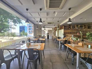 Local Comercial en El Parc i la Llacuna del Poblenou. Local gastron�mico totalmente equipado