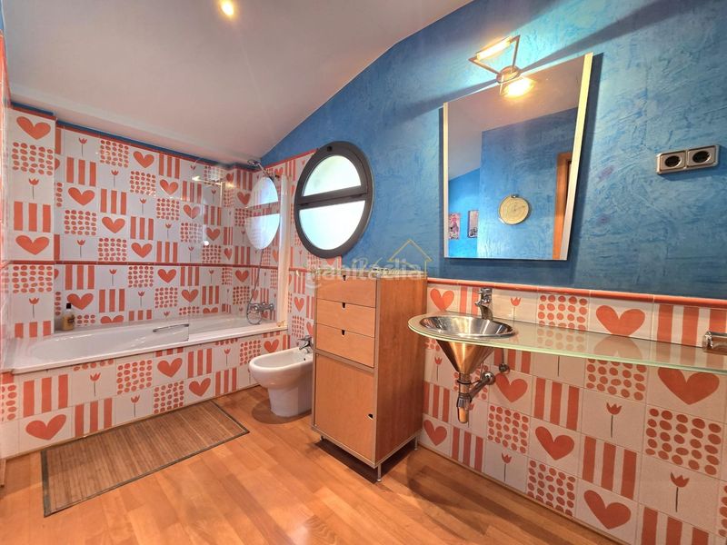 Foto 11c8c405-f783-42df-9be4-8f70a8a28086. Casa amb calefacció aparcament piscina a Teià