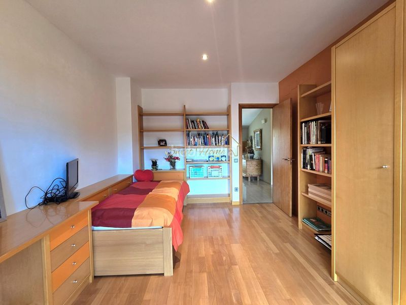 Foto 766a89ac-54c1-40fc-a9e4-b5f39f392577. Casa amb calefacció aparcament piscina a Teià