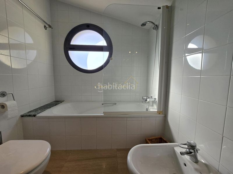 Foto bb338198-ccef-4bf3-9952-46b03d6b8b25. Casa amb calefacció aparcament piscina a Teià