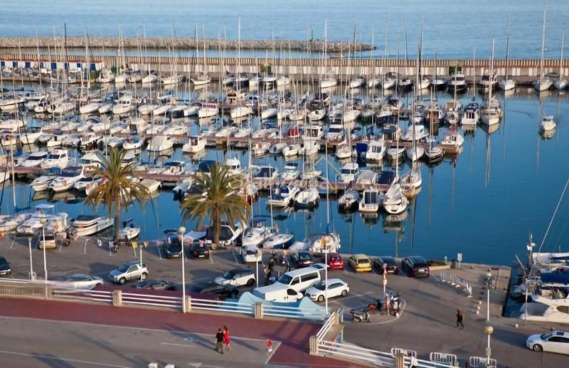 Foto fd5b02f9-e80c-4d38-9030-d7bb1c19f06a. Posto auto in Centre Masnou (El)