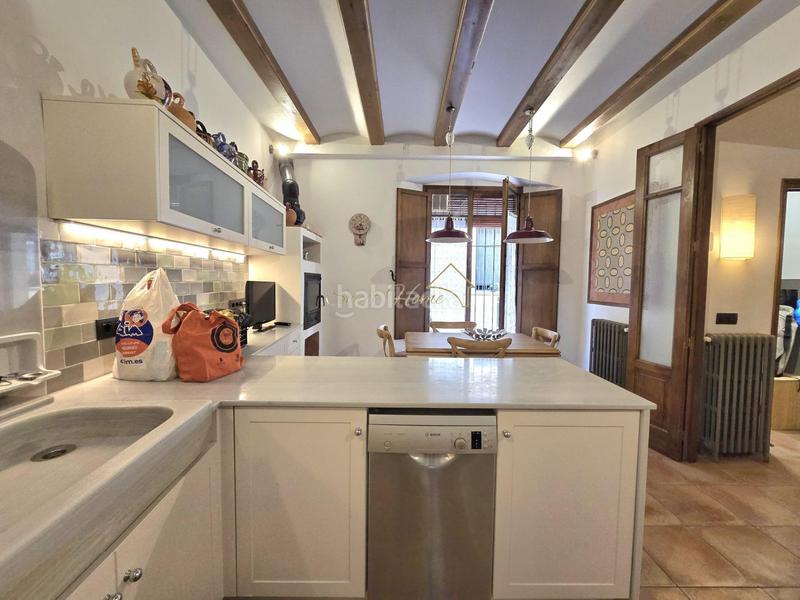 Foto 7c2913f8-e155-4bee-a326-df0c9218ce32. House with heating in Nucli Urbà Argentona