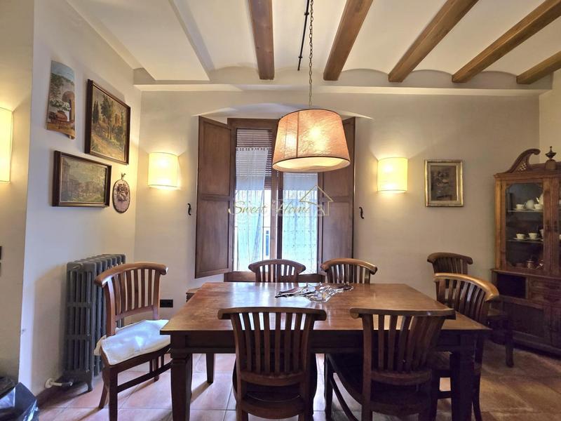 Foto adc74981-e602-4c73-b97e-495749cbe652. Casa con riscaldamento in Nucli Urbà Argentona