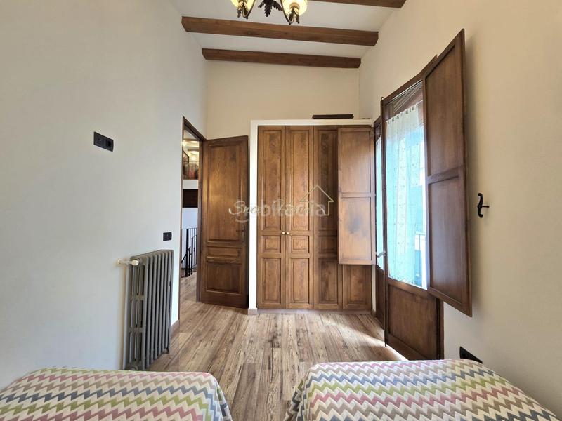 Foto b219a600-f622-49bd-9aae-77f92ec321a9. Casa con riscaldamento in Nucli Urbà Argentona