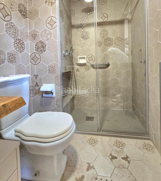 Foto dbf1b3e0-ffcc-4d24-9be4-d67ccb2bf56b. Casa con riscaldamento in Nucli Urbà Argentona