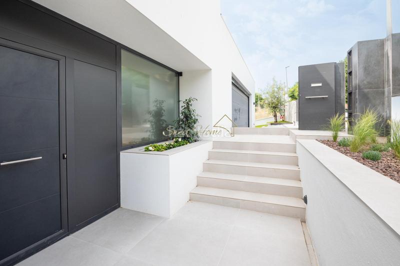 Foto 380182a7-0fcc-4e81-a5e8-6624ffb7633d. Maison avec chauffage parking piscine dans Teià