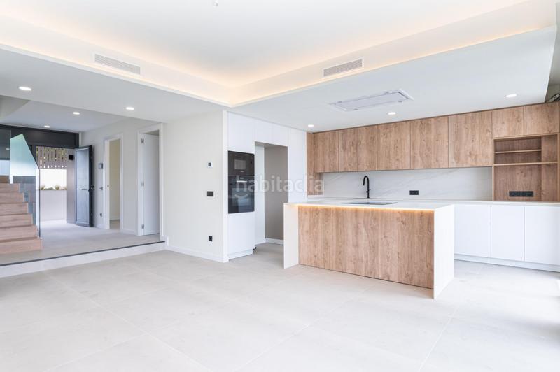 Foto 95ecf532-dabe-4ad2-ac8f-dbff46cb6e08. Casa con riscaldamento parcheggio piscina in Teià