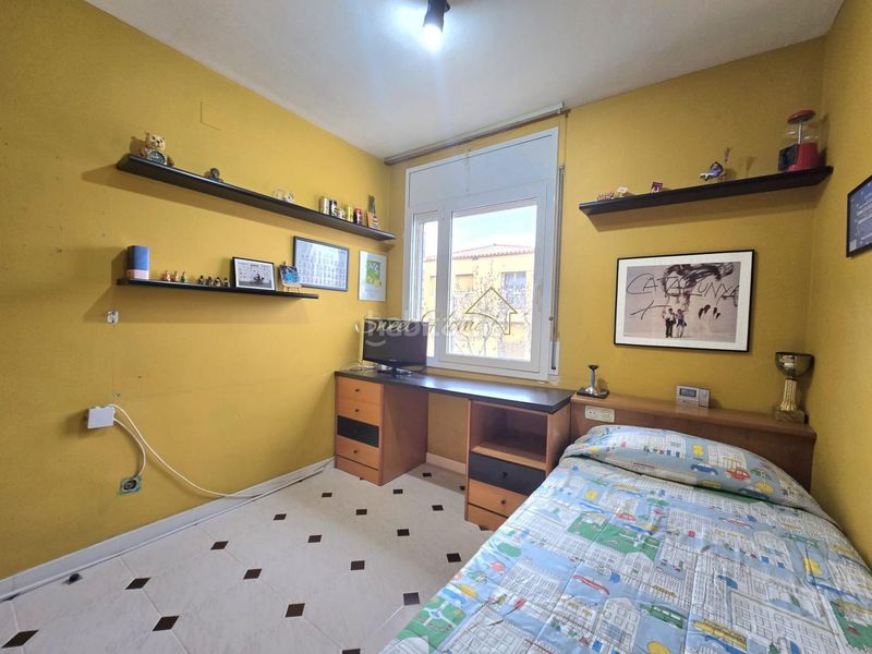 Foto cb50cbef-d49c-4e2d-a0e8-cb1e1f5405fa. Casa adossada amb calefacció aparcament a Tiana