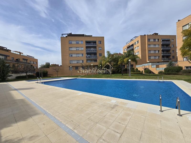 Foto 654ec897-1715-4909-92b0-0a0391738ae6. Pis amb calefacció aparcament piscina a Montgat