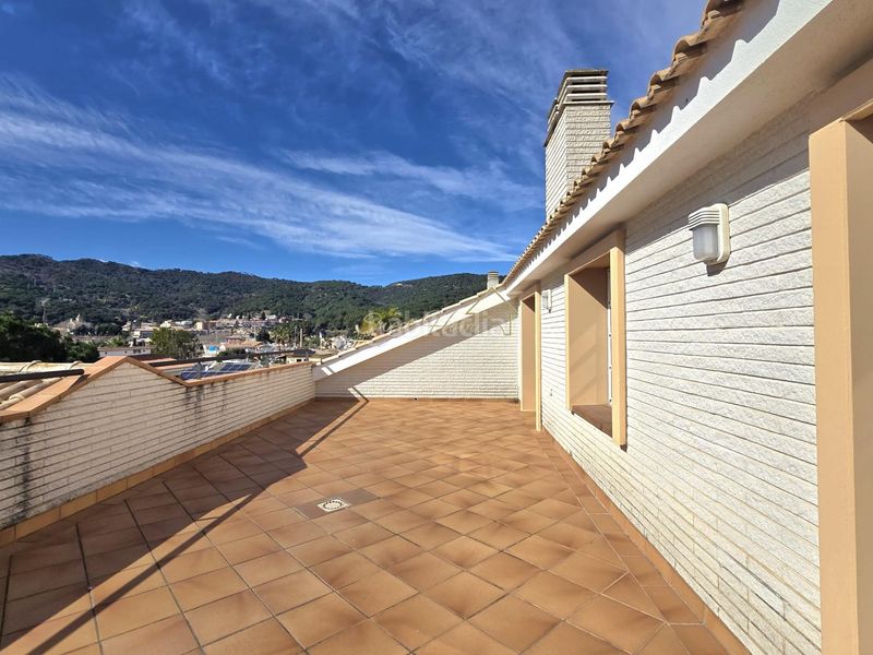 Foto 0ed5b8c5-f8f4-4575-9b57-ab9526ea72d8. Casa amb calefacció aparcament piscina a Vilassar de Dalt