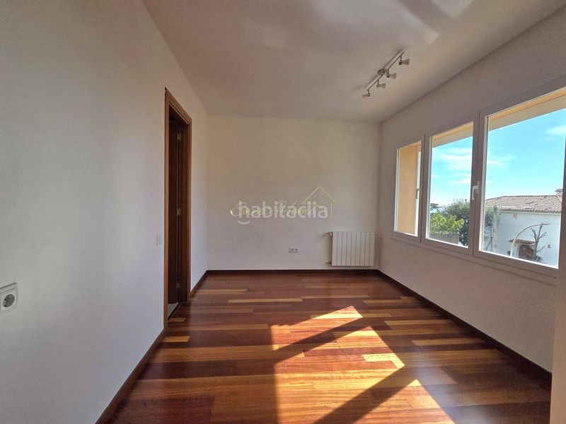Foto 412fbf72-5933-4e31-aa8a-9a741fbfa678. Casa amb calefacció aparcament piscina a Vilassar de Dalt