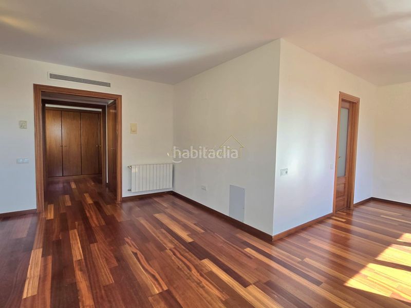 Foto 78d510a6-158e-489e-b509-85884a4f4f2d. Casa amb calefacció aparcament piscina a Vilassar de Dalt