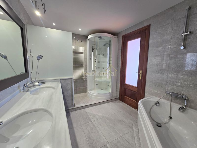 Foto b54ad0ca-bef9-4419-98f4-8aa4fe8d819f. Casa amb calefacció aparcament piscina a Vilassar de Dalt