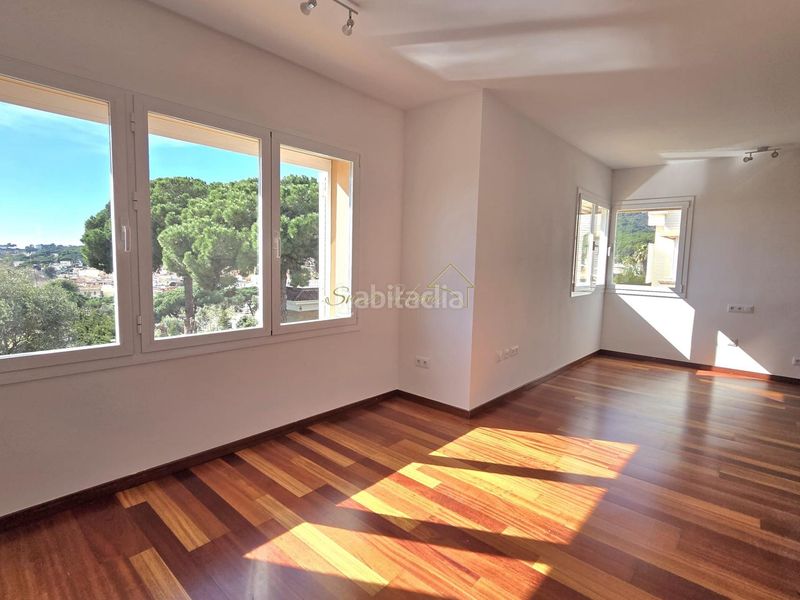 Foto e6767530-a3ef-482f-b335-b08f40417ebb. Casa amb calefacció aparcament piscina a Vilassar de Dalt