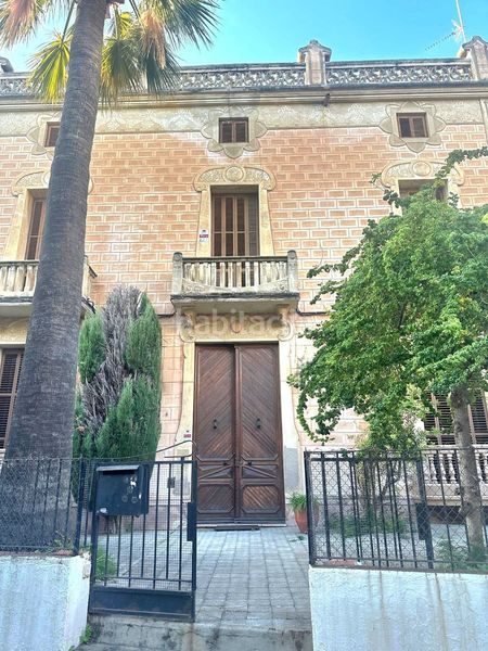 Foto 0b38eebb-d85b-43ee-84aa-ed47726e469c. Casa amb aparcament a Centre Masnou (El)