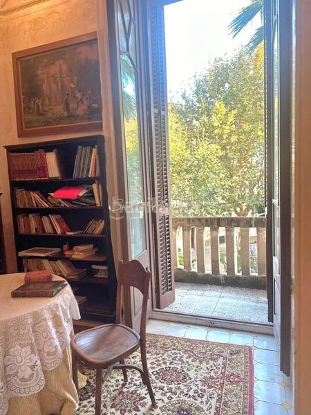 Foto 34378cd7-b627-4b04-b436-44ce5d9bd7d0. Casa amb aparcament a Centre Masnou (El)