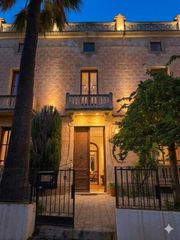 Casa a Centre. Residencia histórica frente al mediterráneo