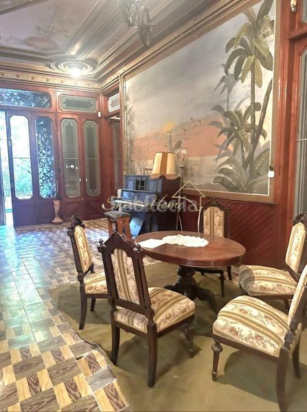 Foto a5932293-5592-45b5-ae41-e150c44491df. Casa amb aparcament a Centre Masnou (El)