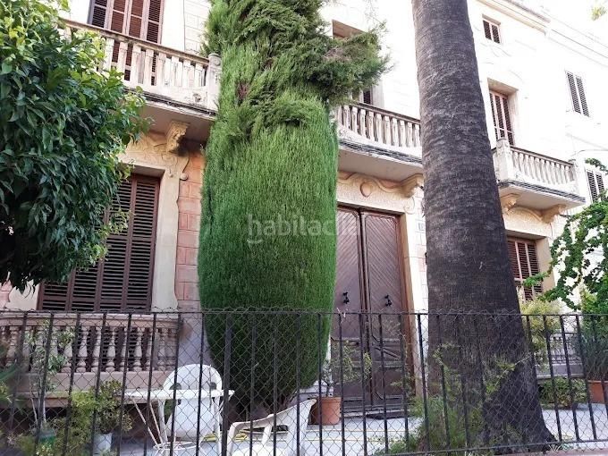 Foto c1f9e0a3-c316-48db-bf57-18884c1ed5f6. Casa amb aparcament a Centre Masnou (El)