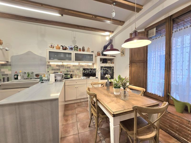 Foto 240d663e-8d4a-4351-85d5-30ad220efefc. Casa elegancia renovada en el corazón en Nucli Urbà Argentona