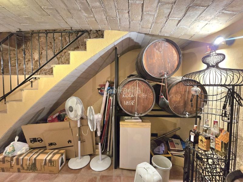 Foto b5e600a1-c6fe-4a78-840a-4ba93d627608. Casa elegancia renovada en el corazón en Nucli Urbà Argentona