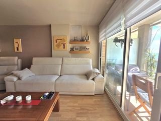 Appartamento in Montgat. Exclusivo piso con vistas al mar en montga