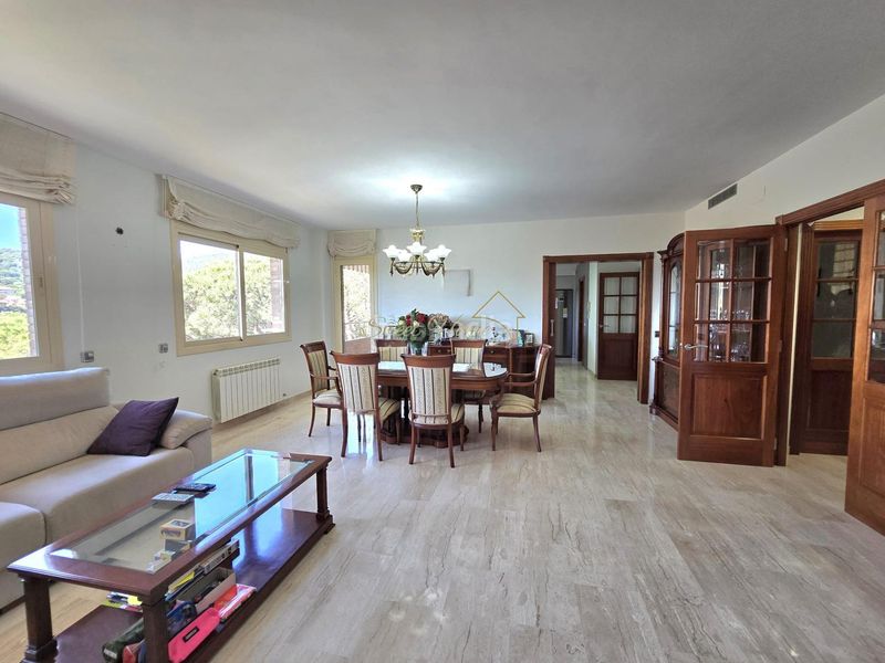 Foto bd9d6a99-41d4-4210-9538-07845244b394. Casa amb calefacció aparcament piscina a Cabrils