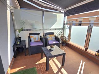Dachwohnung in Montgat. Ático con amplias terrazas y vistas despejadas