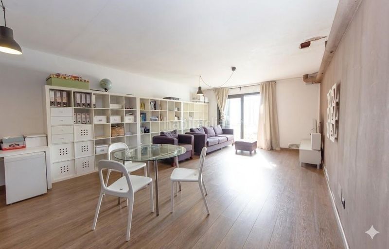 Foto 567b1e1c-8d36-4e64-9ce0-5c30405289b2. Casa amb aparcament a Nucli Urbà Argentona