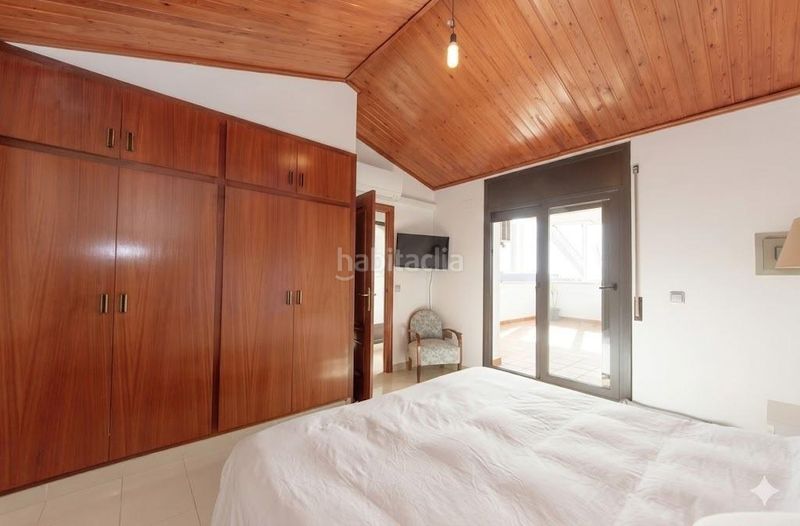 Foto f3882f7f-4bdd-4850-913b-d04436dd5483. Casa amb aparcament a Nucli Urbà Argentona