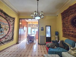 Casa adosada en Creu Alta. T�pica casa inglesa a reformar con amplias posibilidades en saba